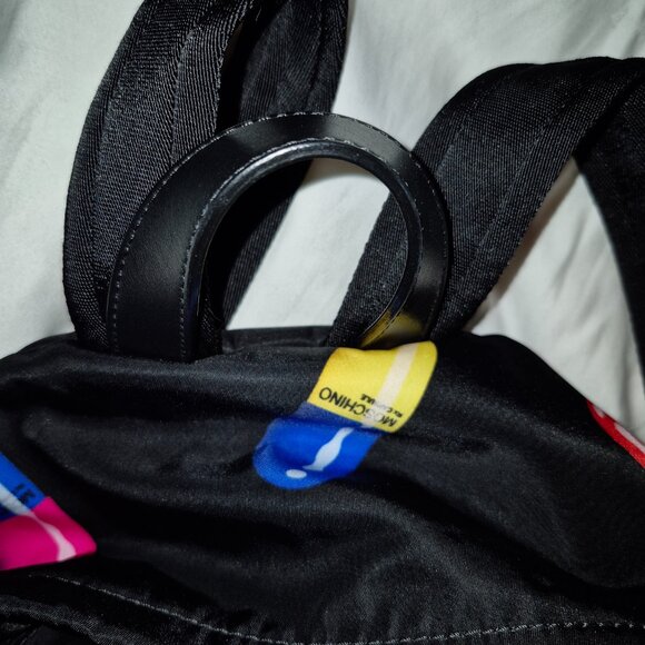 Moschino backpack, Prescription Drug Capsule, RARE controversial pop-culture - Picture 4 of 5